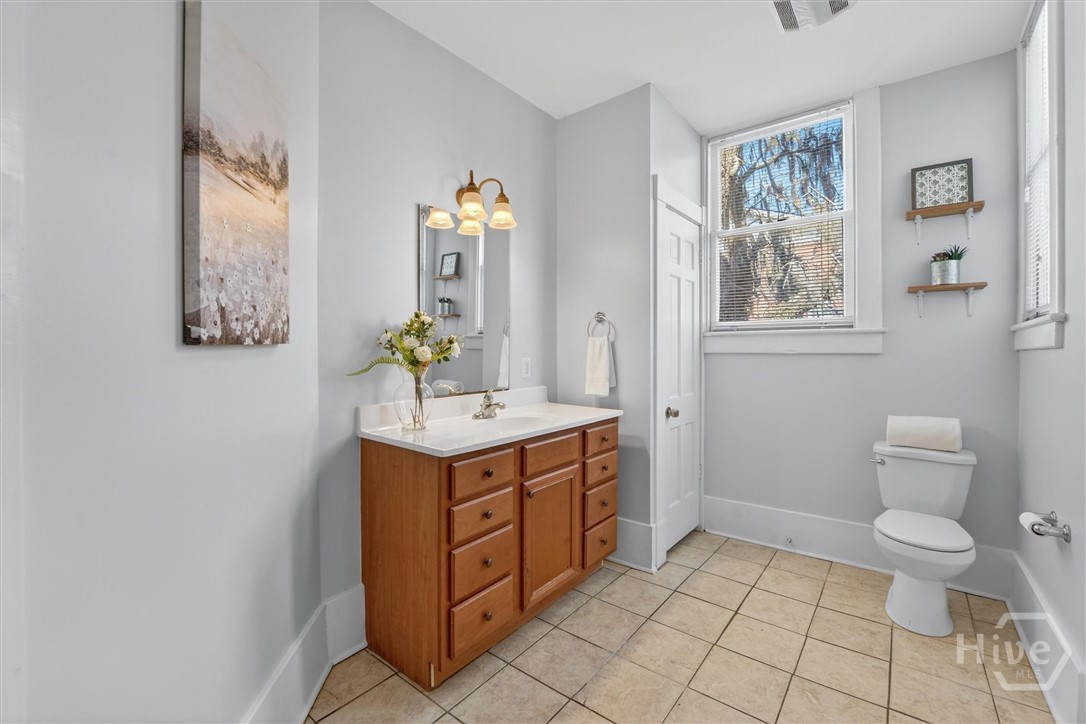 1902 Barnard Street Savannah, GA 31401 - Photo 8 of 46