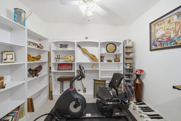 $359,900 | 74 Lakeridge Drive, The Woodlands, TX 77381