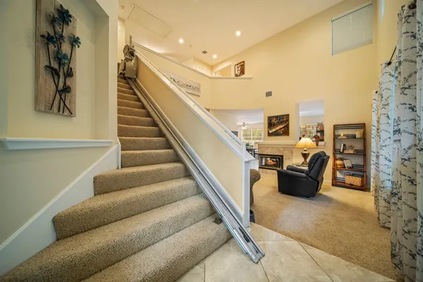 $359,900 | 74 Lakeridge Drive, The Woodlands, TX 77381