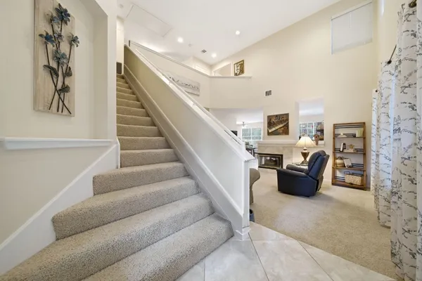 $359,900 | 74 Lakeridge Drive, The Woodlands, TX 77381
