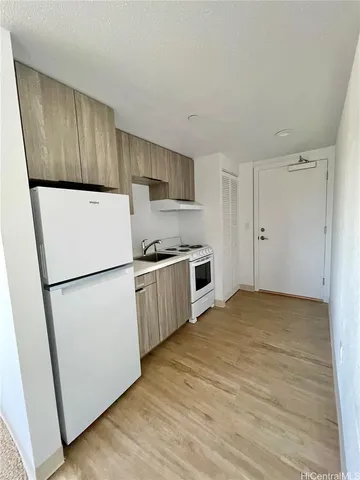 $1,325 | 216 Olive Avenue, Unit 205, Wahiawa, HI 96786