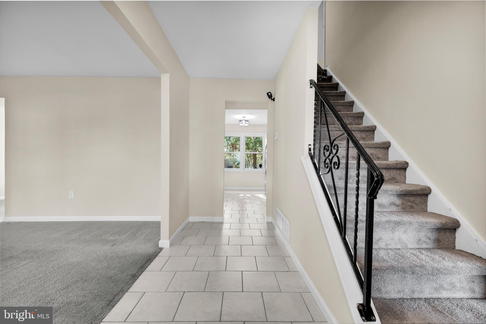 2773 Anvil Place Doylestown, PA 18902 - Photo 3 of 36