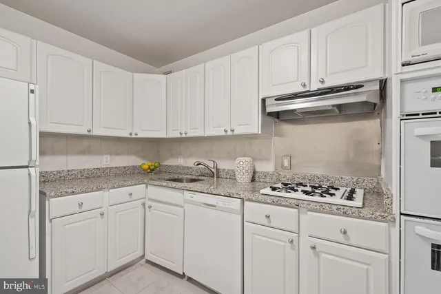 $349,000 | 5101 River Road, Unit 1106, Bethesda, MD 20816