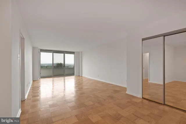 $349,000 | 5101 River Road, Unit 1106, Bethesda, MD 20816