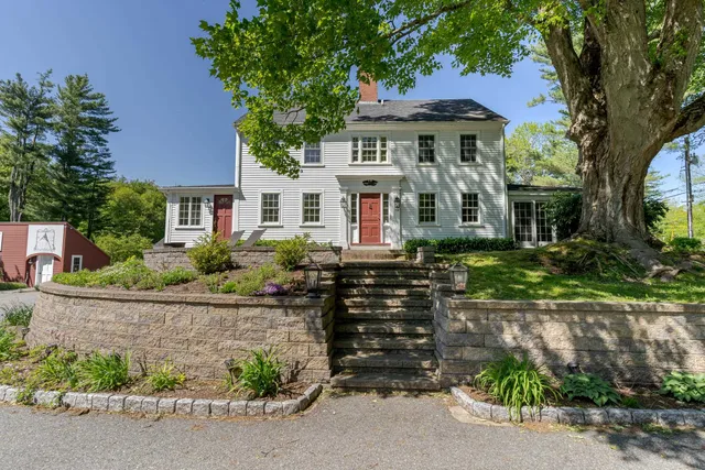 $10,000 | 70 Woodland Road, North Hampton, NH 03862