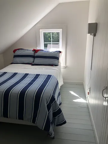 $10,000 | 70 Woodland Road, North Hampton, NH 03862