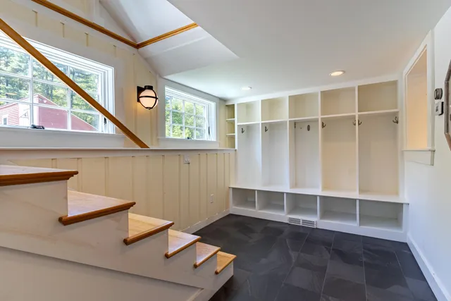 $10,000 | 70 Woodland Road, North Hampton, NH 03862