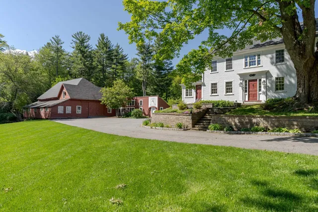 $10,000 | 70 Woodland Road, North Hampton, NH 03862