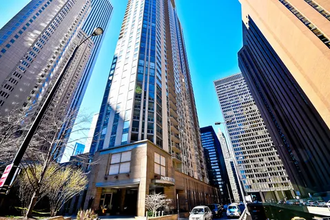 $459,000 | 222 North Columbus Drive, Unit 4609, Chicago, IL 60601