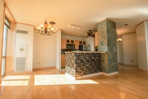 $459,000 | 222 North Columbus Drive, Unit 4609, Chicago, IL 60601