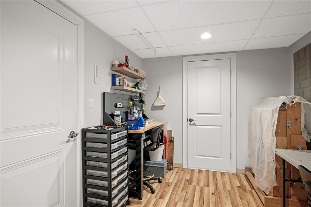 155 Green Street, Unit 4 Marblehead, MA 01945 - Photo 27 of 34