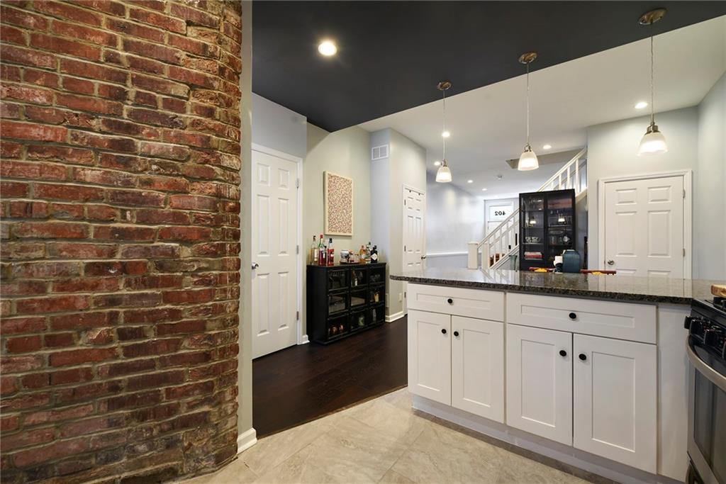 402 Alpine Avenue Pittsburgh, PA 15212 - Photo 23 of 47