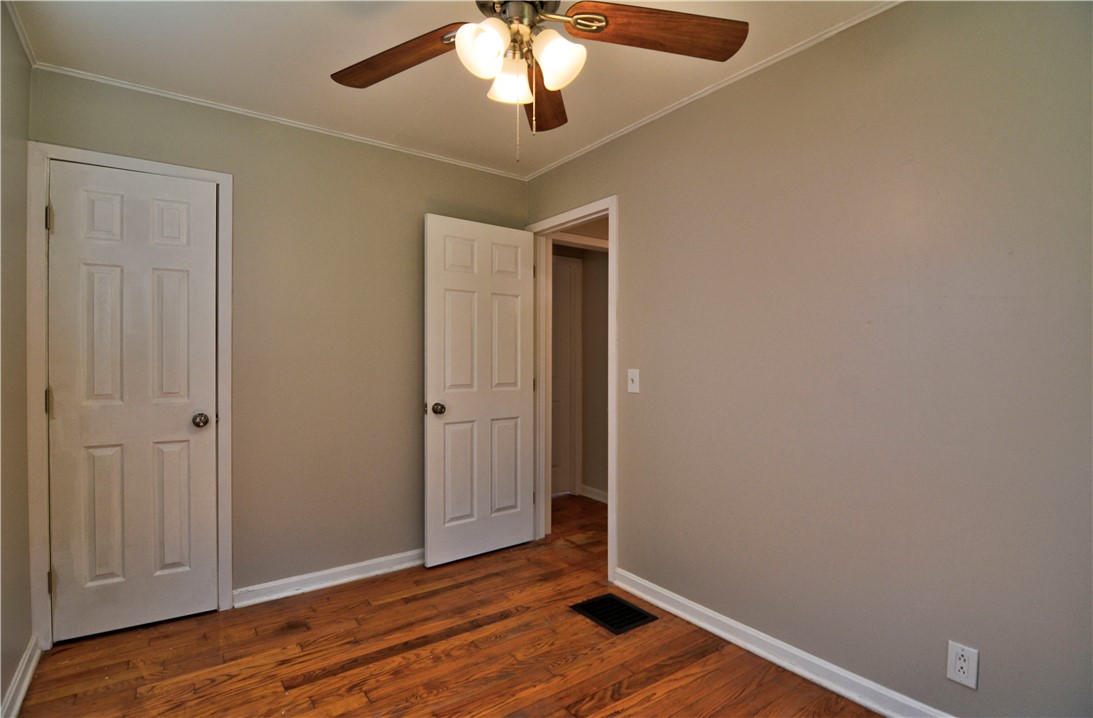 2104 East Whitmer Street Decatur, IL 62521 - Photo 10 of 12