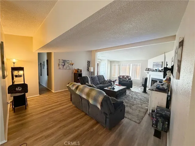 $409,999 | 13525 Monte Vista Road, Phelan, CA 92371