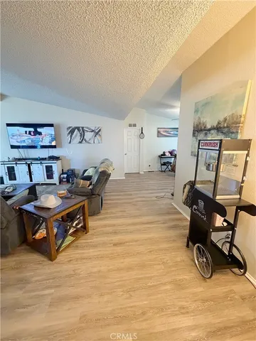 $409,999 | 13525 Monte Vista Road, Phelan, CA 92371