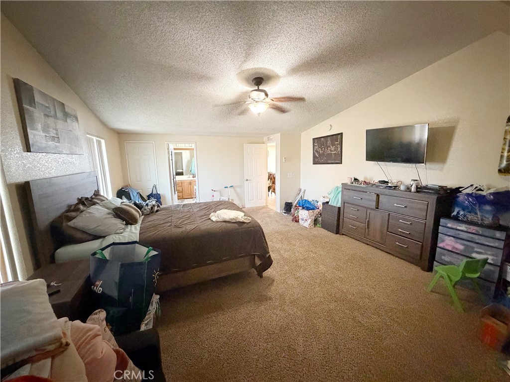 13525 Monte Vista Road Phelan, CA 92371 - Photo 9 of 23