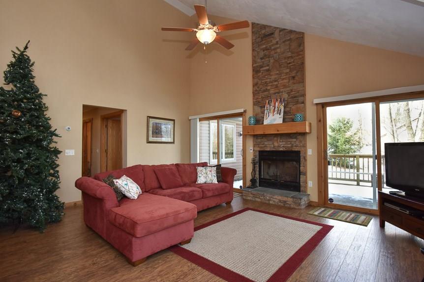 273 Imperial Road Hidden Valley, PA 15502 - Photo 3 of 25 Gallery Image 3