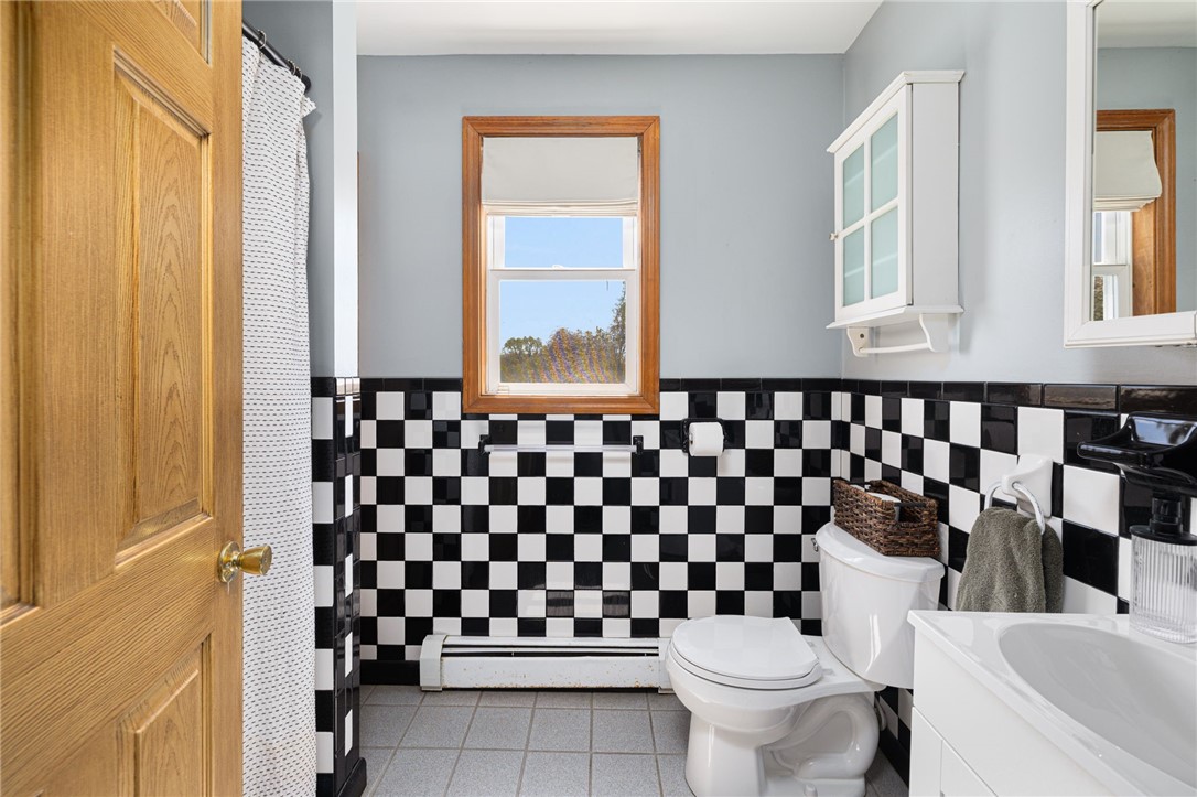 6 Country Road Warren, RI 02885 - Photo 23 of 50