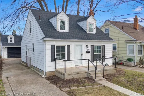 $2,800 | 4070 Bacon Avenue, Berkley, MI 48072