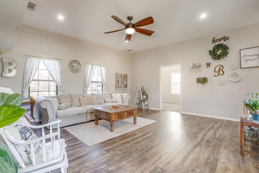 4017 Midway Road Weatherford, TX 76085 - Photo 26 of 40