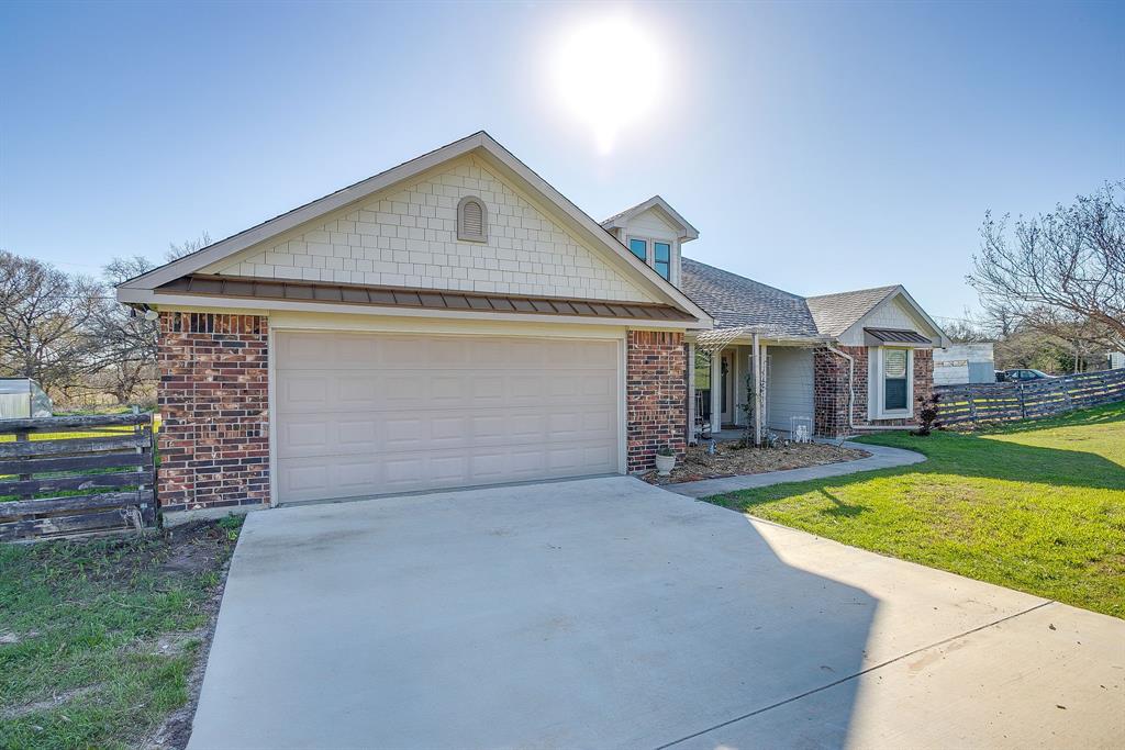 4017 Midway Road Weatherford, TX 76085 - Photo 3 of 40