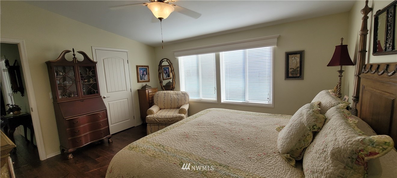 734 West Heritage Loop Sequim, WA 98382 - Photo 17 of 28