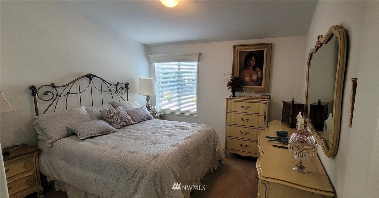 734 West Heritage Loop Sequim, WA 98382 - Photo 8 of 28