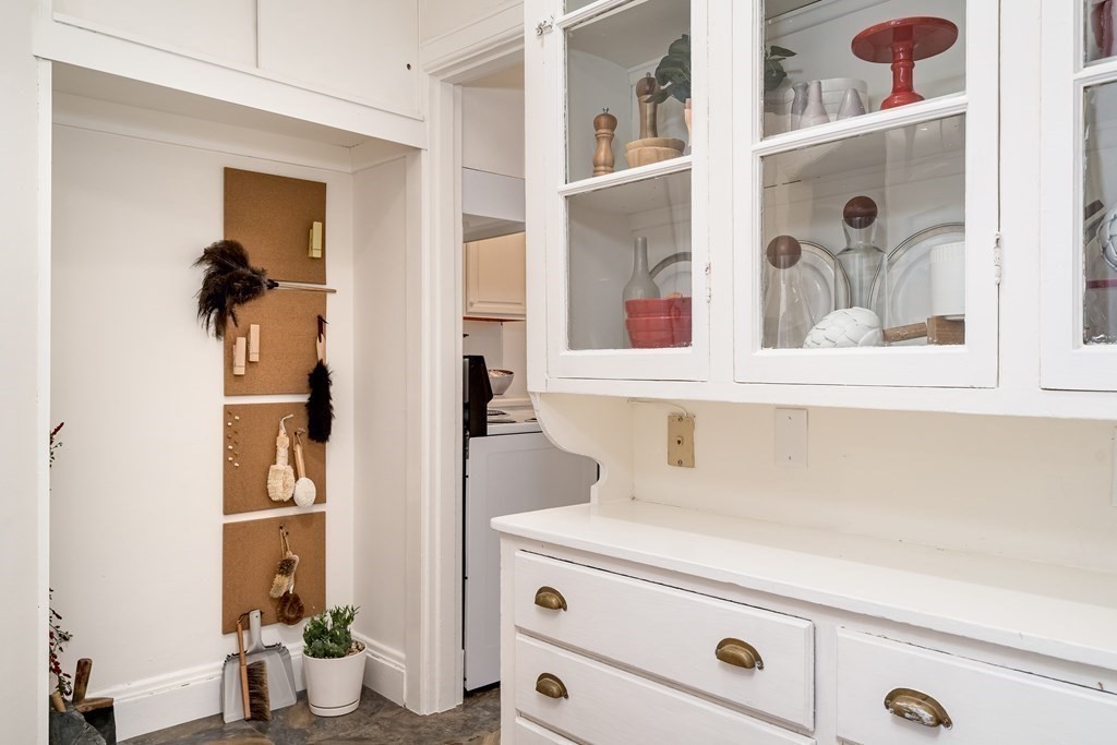 986 Memorial Drive, Unit 404 Cambridge, MA 02138 - Photo 14 of 41 a view of washer and dryer