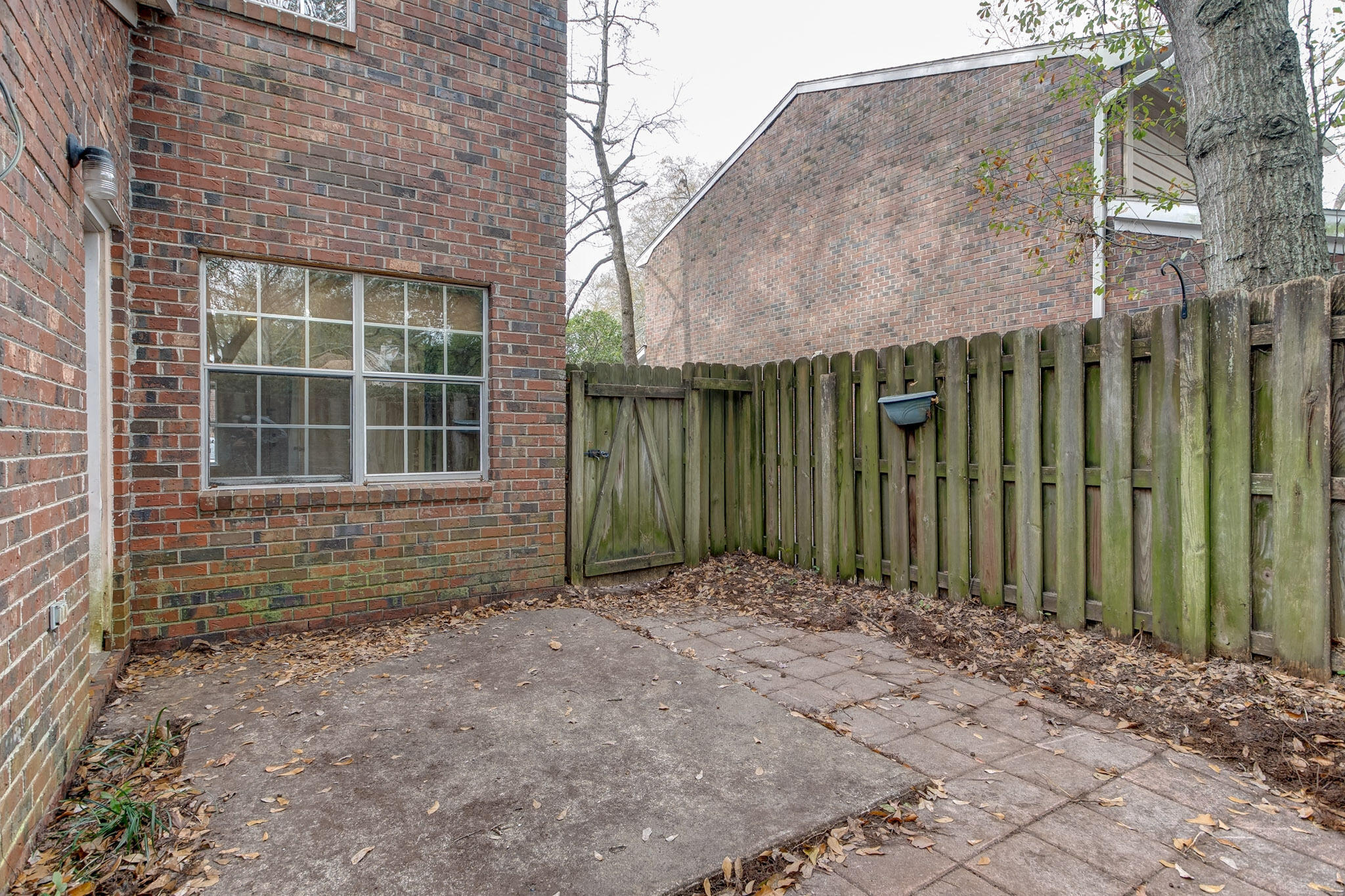 1058 Hunters Trace Mount Pleasant, SC 29464 - Photo 24 of 27 21-DSC_9176_77_78_79_80