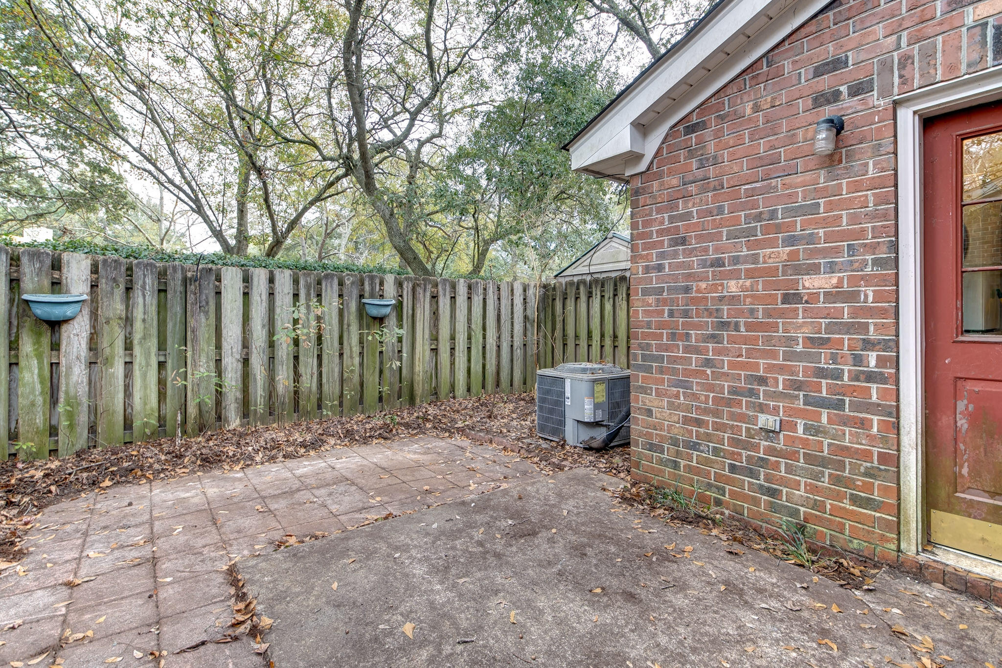 1058 Hunters Trace Mount Pleasant, SC 29464 - Photo 25 of 27 22-DSC_9181_2_3_4_5