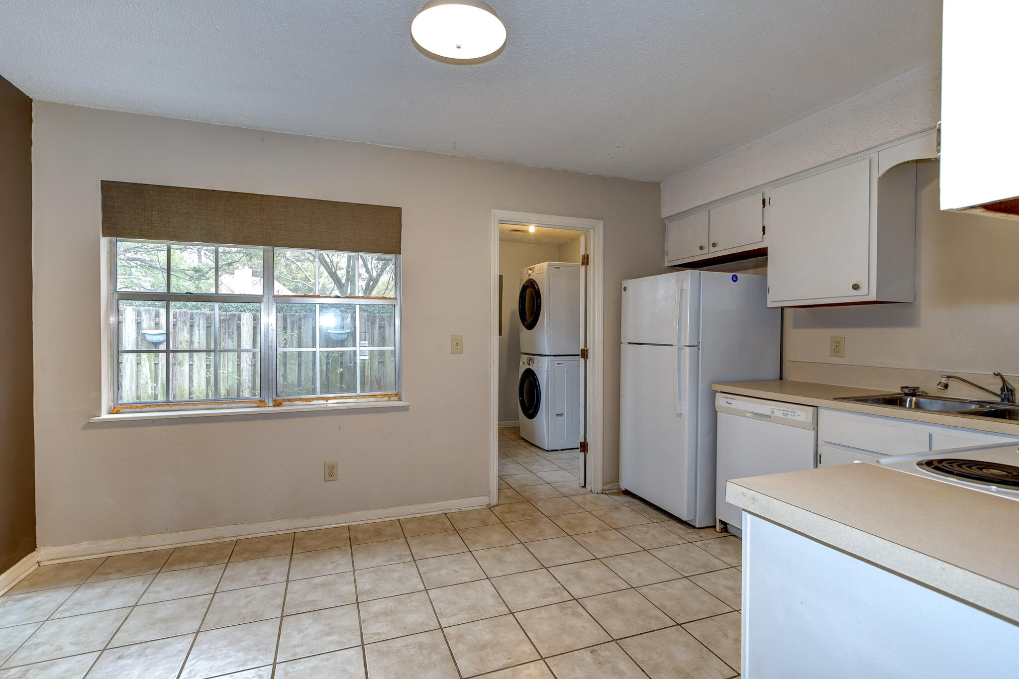 1058 Hunters Trace Mount Pleasant, SC 29464 - Photo 6 of 27 14-DSC_9136_37_38_39_40