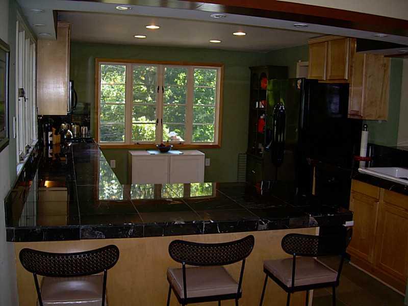 725 East Pike Road Indiana, PA 15701 - Photo 12 of 25 Kitchen.