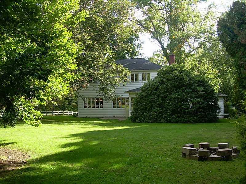 725 East Pike Road Indiana, PA 15701 - Photo 22 of 25 Exterior Back.