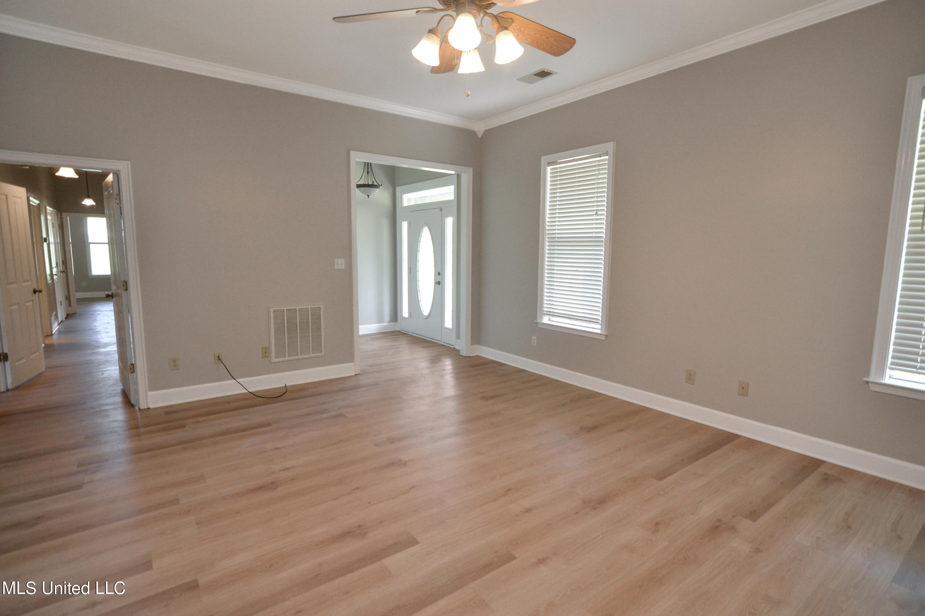 793 Browns Ferry Road Senatobia, MS 38668 - Photo 3 of 23 DSC_2327