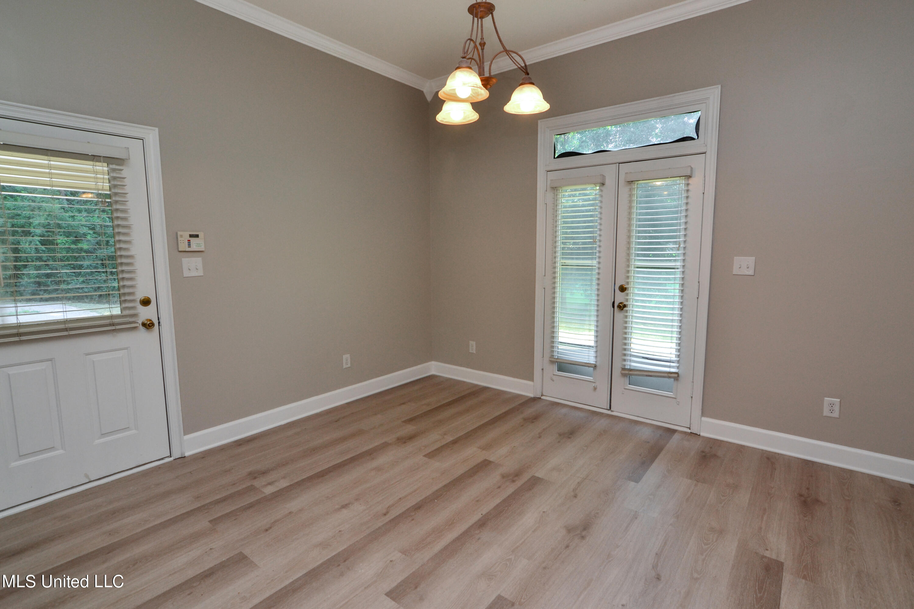 793 Browns Ferry Road Senatobia, MS 38668 - Photo 7 of 23 DSC_2336