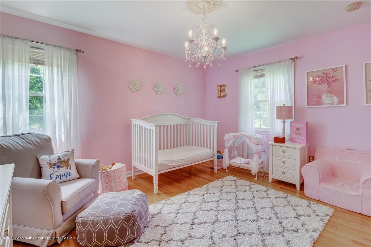 98 Wallace Road Middletown, NJ 07748 - Photo 23 of 26 25-Bedroom 3