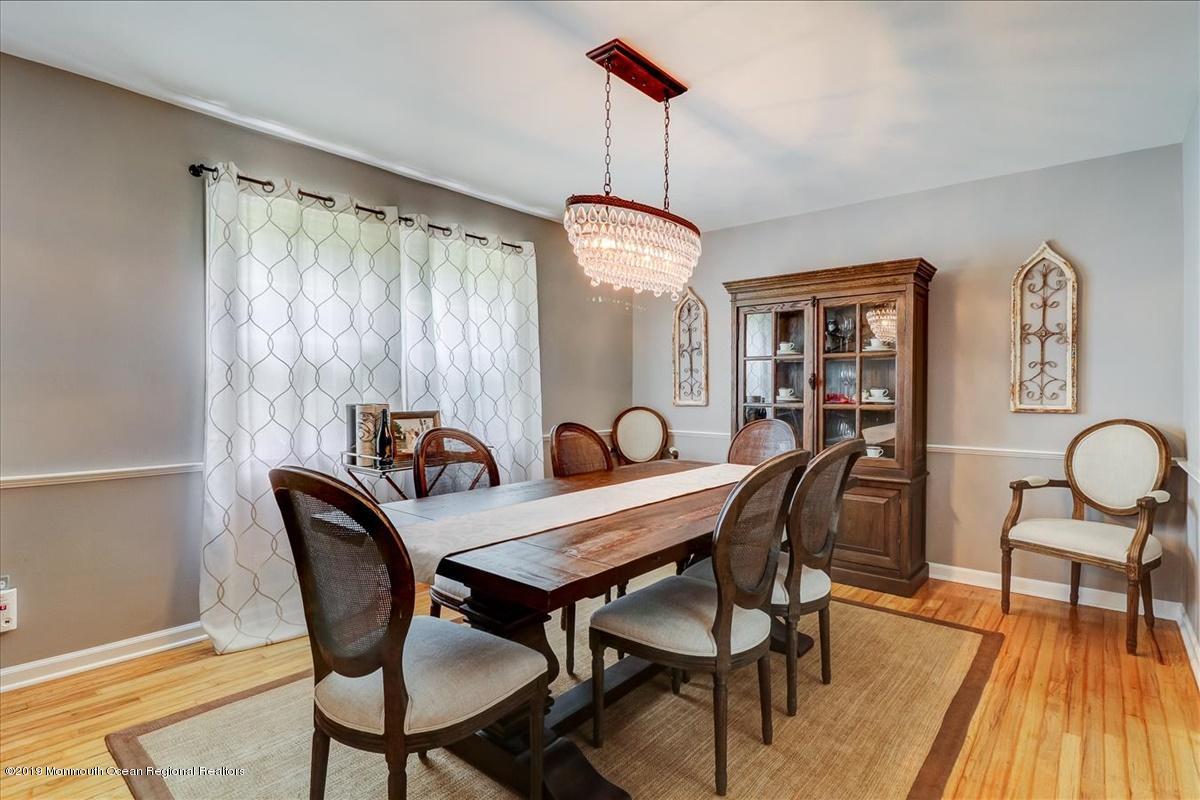 98 Wallace Road Middletown, NJ 07748 - Photo 7 of 26 06-Dining room