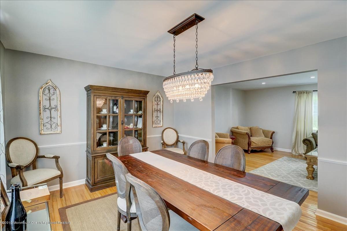 98 Wallace Road Middletown, NJ 07748 - Photo 8 of 26 07-Dining room