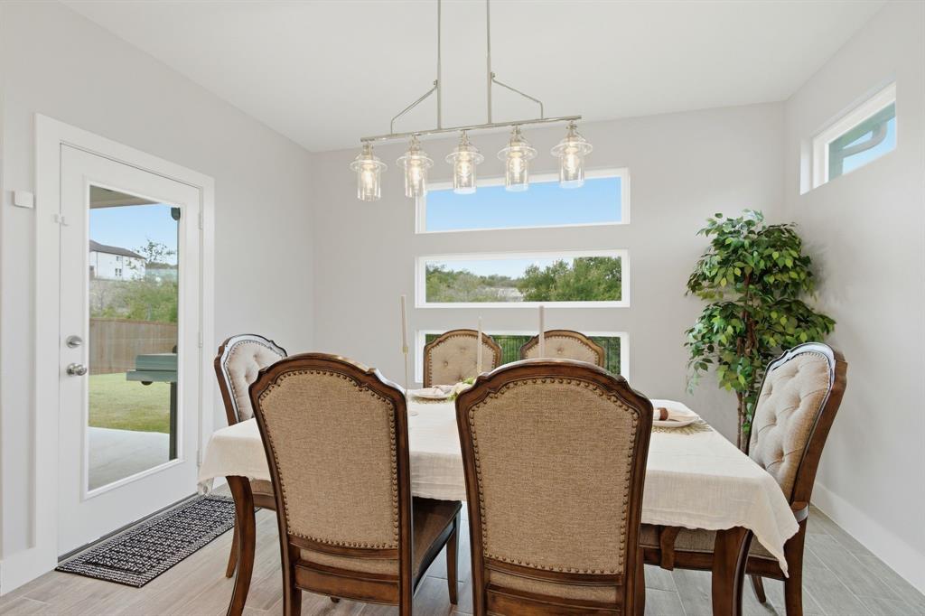 7217 Mantle Ridge Drive Fort Worth, TX 76179 - Photo 13 of 31 Spacious dining area