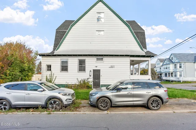 $239,900 | 1801 Avenue A, Schenectady, NY 12308