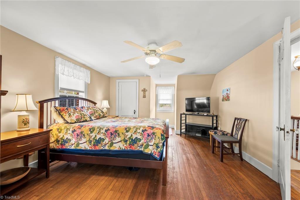 1940 Robinhood Road Winston-Salem, NC 27104 - Photo 15 of 25 Or this? Nice to have a choice!