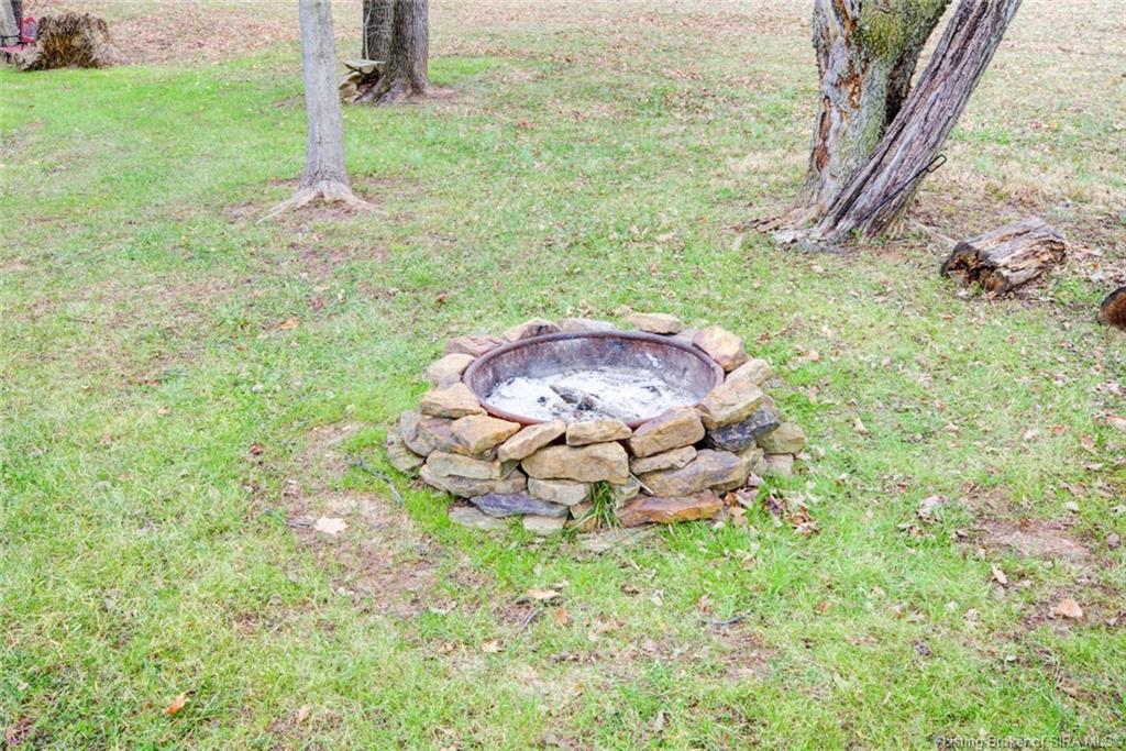 5500 West Willis Road Georgetown, IN 47122 - Photo 35 of 37