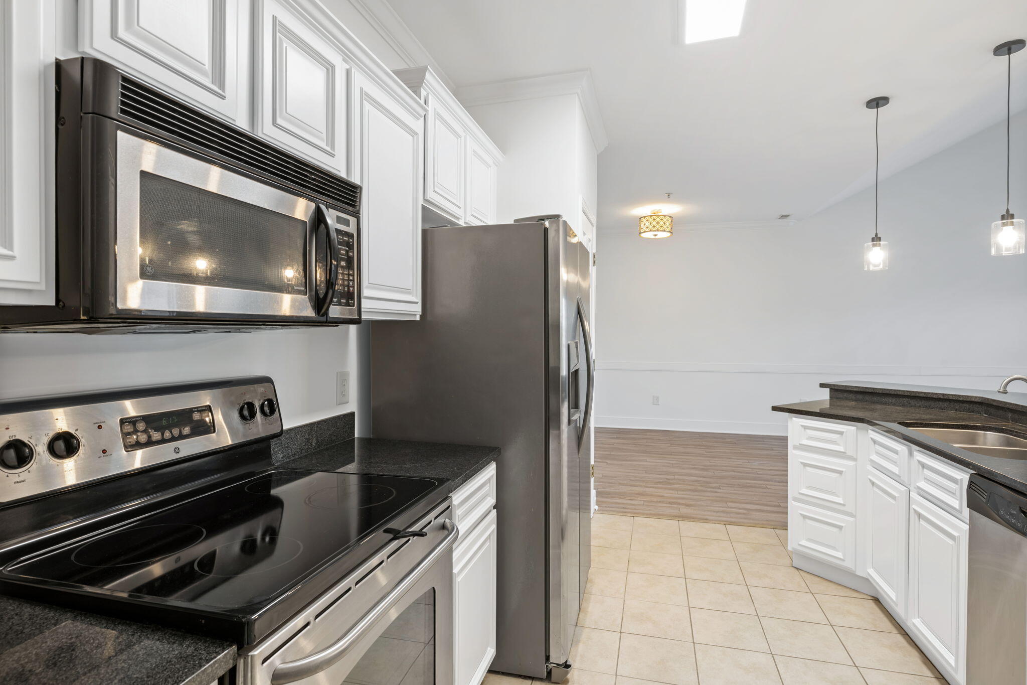 1984 Folly Road, Unit A309 Charleston, SC 29412 - Photo 15 of 48 15-web-or-mls-1984 Folly Rd A309 Coastal