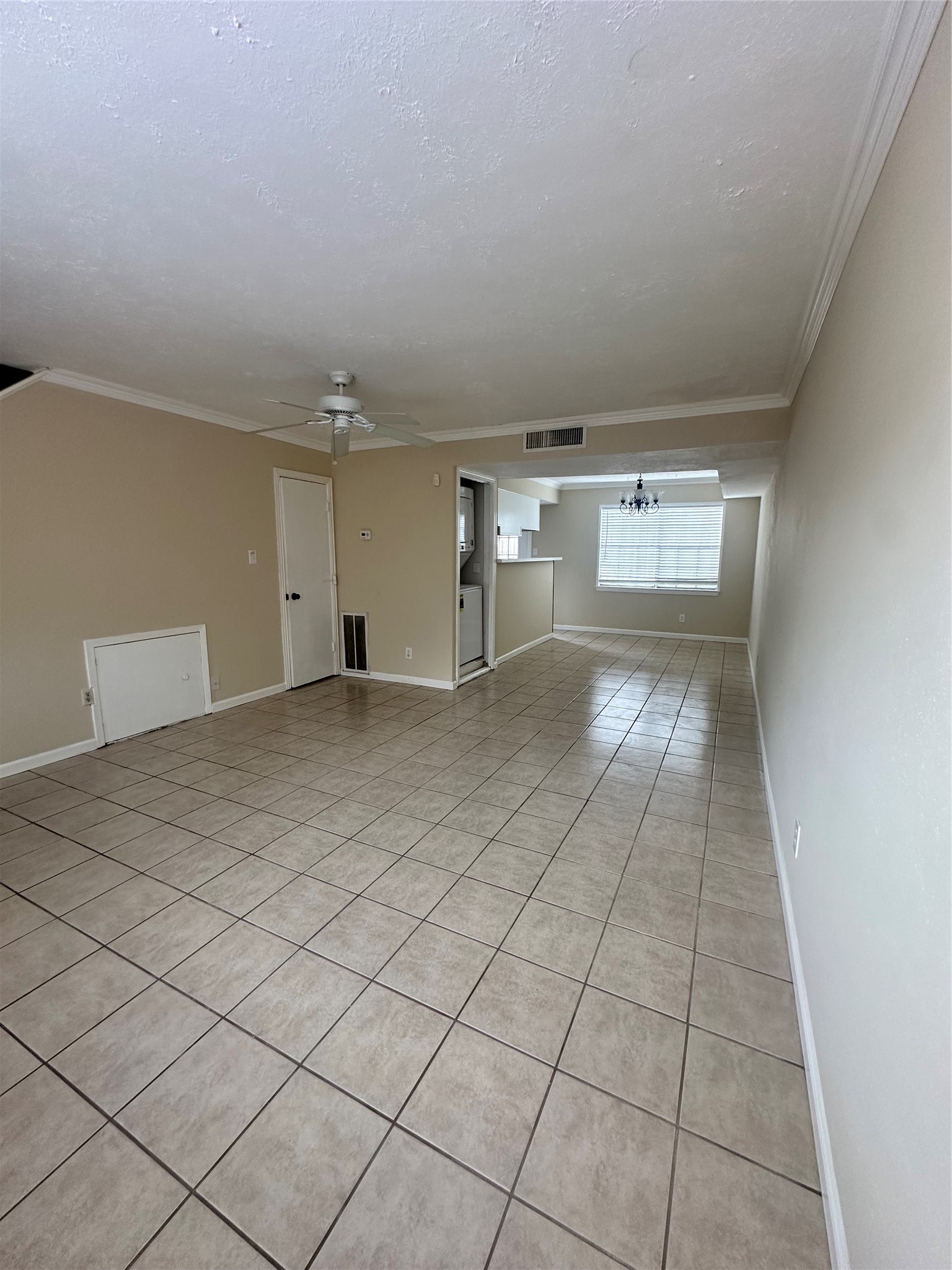 1433 Cedar Post Lane, Unit 41 Houston, TX 77055 - Photo 3 of 18