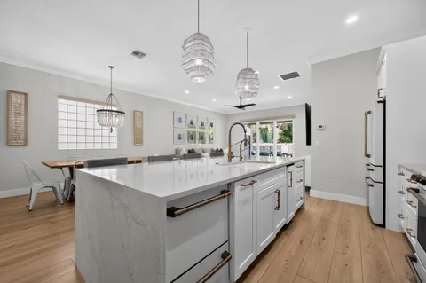$1,400,000 | 7050 Limestone Cay Road, Limestone Creek, FL 33458