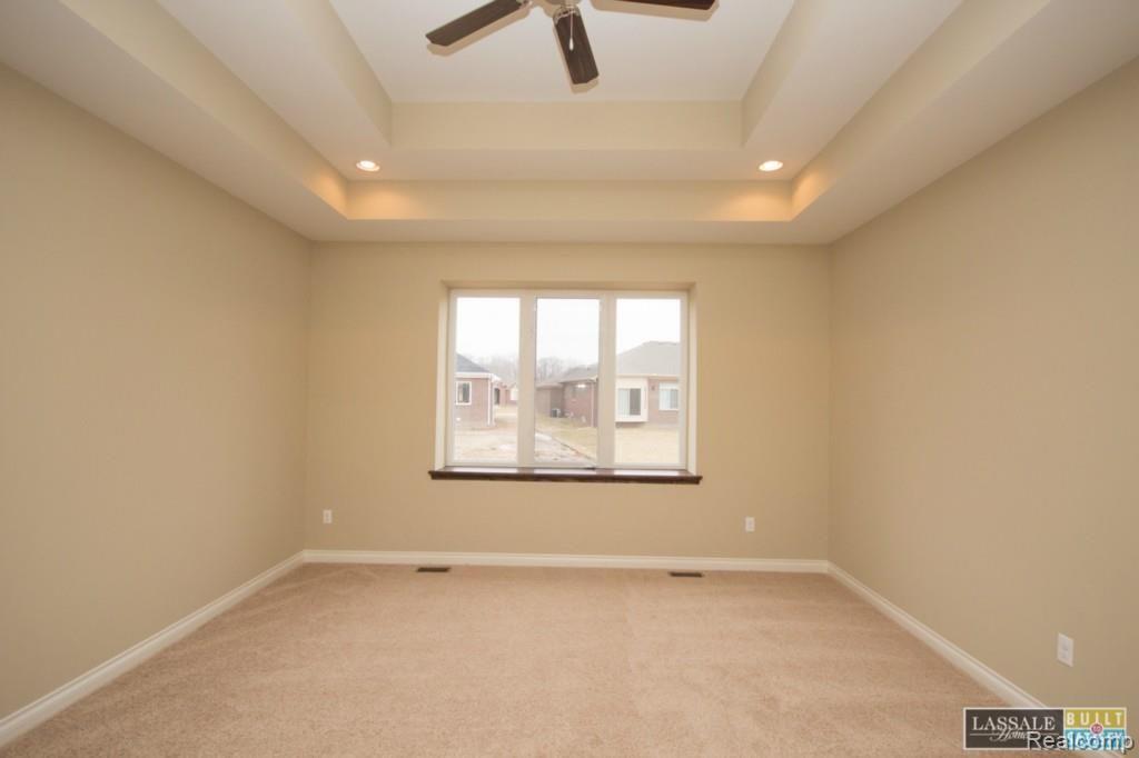 22654 Brantingham Road Macomb, MI 48044 - Photo 25 of 32 35 Lot 92 Bluffs of Beaufait Gia Ranch Spec Home Nook to GR.jpg