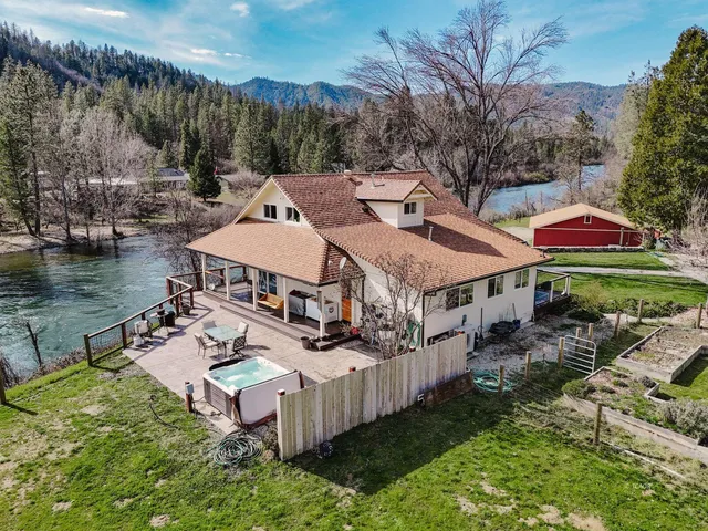 $779,000 | 7848 Rush Creek Road, Lewiston, CA 96052