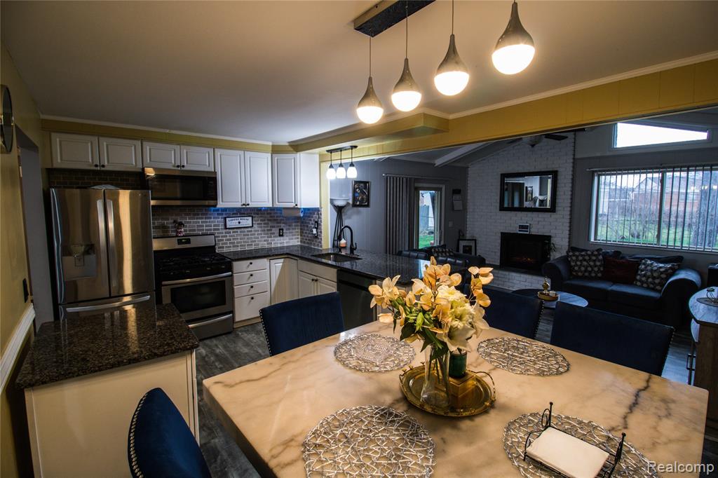 32792 Ridgefield Avenue Warren, MI 48088 - Photo 16 of 35 Gallery Image 16