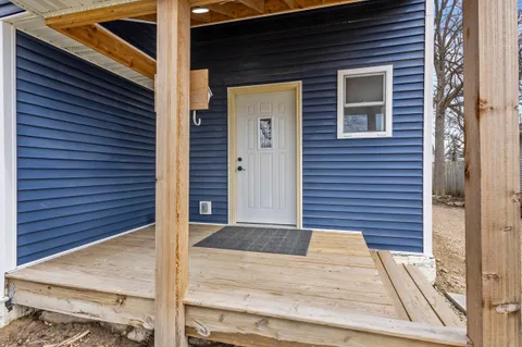 $370,000 | 1317 Everett Street, Madison, WI 53704