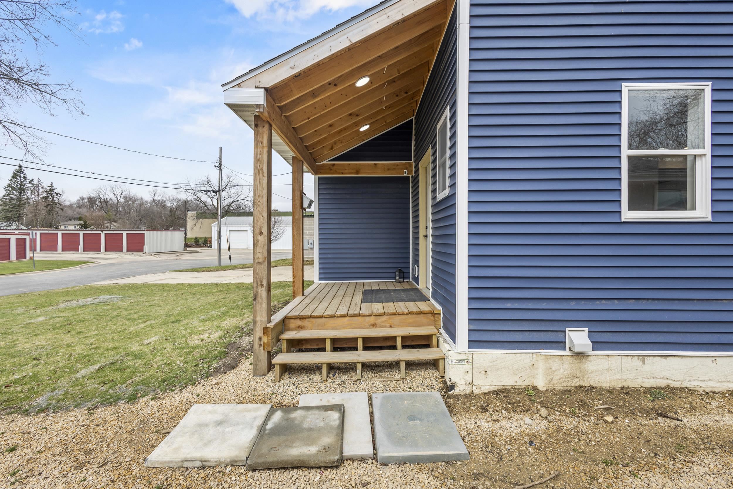 1317 Everett Street Madison, WI 53704 - Photo 21 of 31